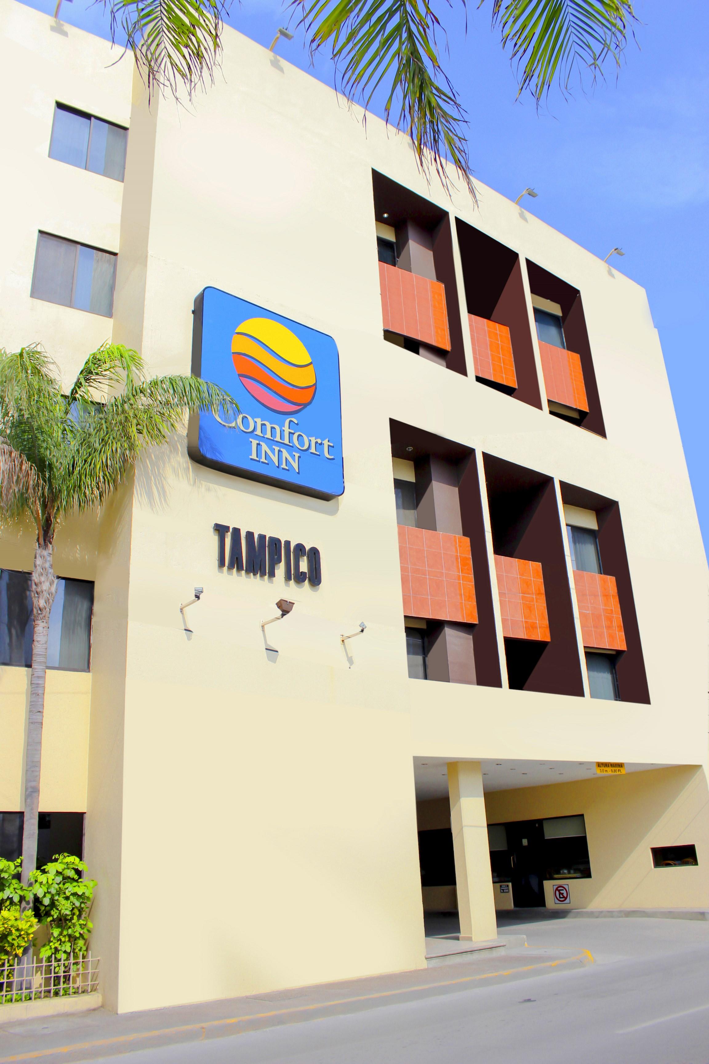 Comfort Inn Тампико Екстериор снимка