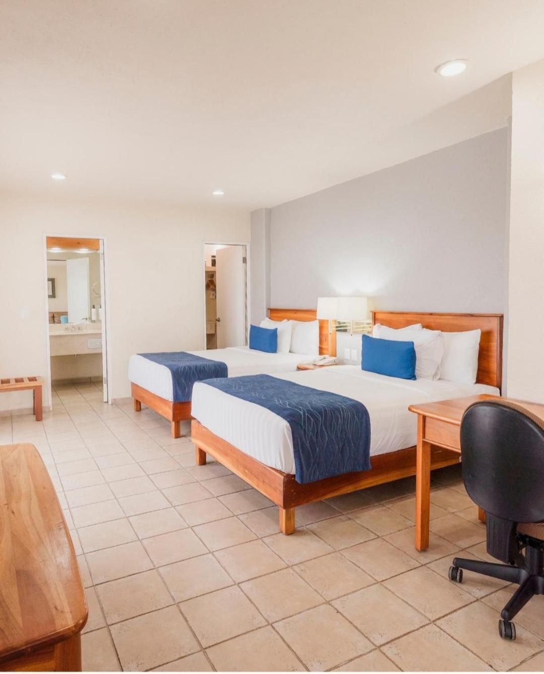Comfort Inn Тампико Екстериор снимка